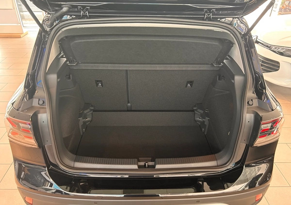 Volkswagen T-Cross cena 135660 przebieg: 5, rok produkcji 2024 z Wołów małe 37